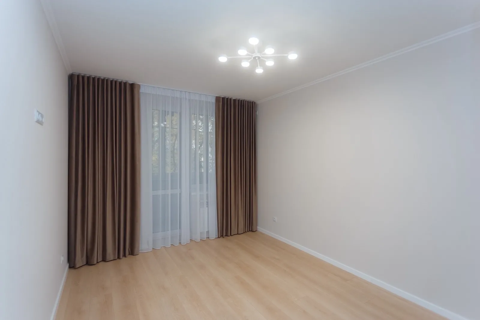 Chișinău Rîșcani str. Miron Costin 5