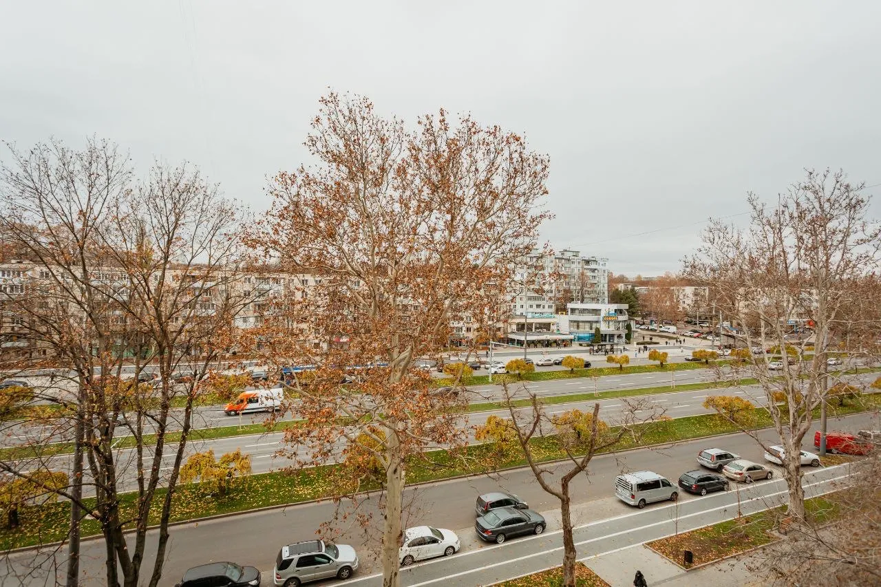 Chișinău Botanica bd. Dacia 12