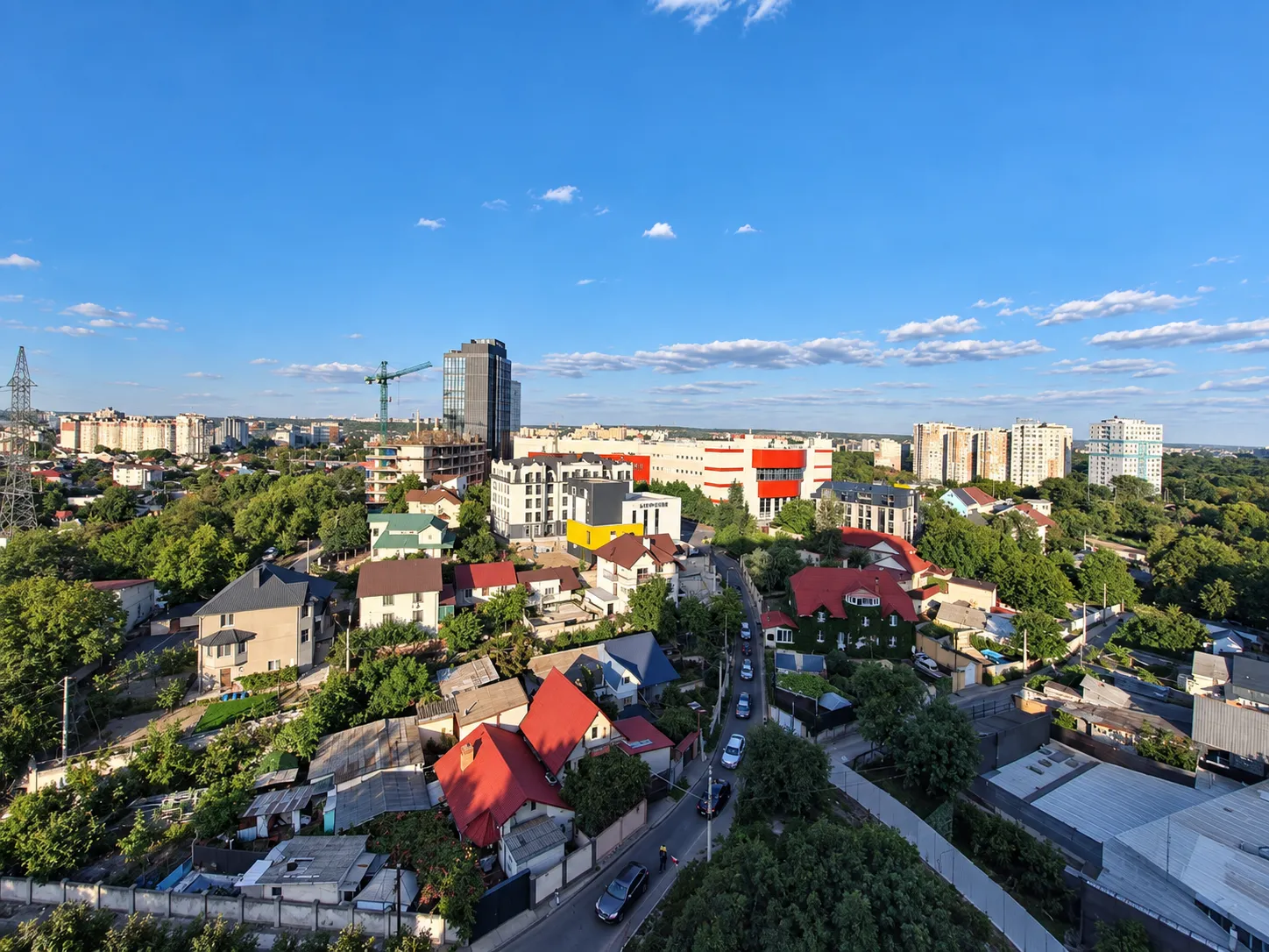 Chișinău Centru str. Nicolae Testemițanu 11