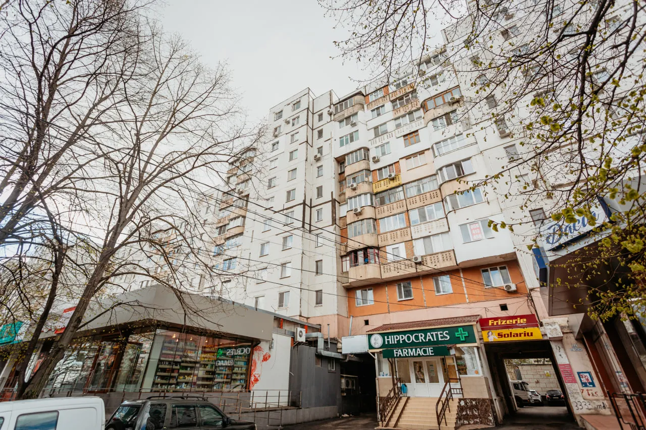 Chișinău Botanica bd. Dacia 13