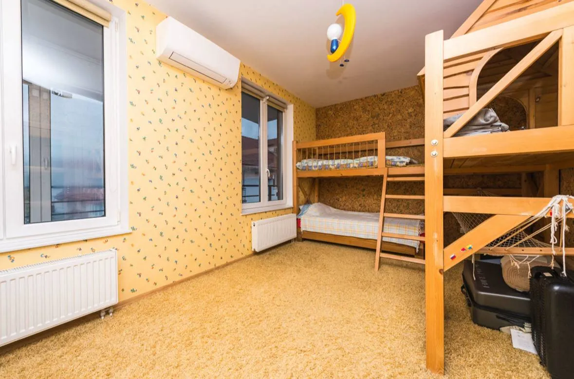 Chișinău Centru str. Mihail Kogălniceanu 5