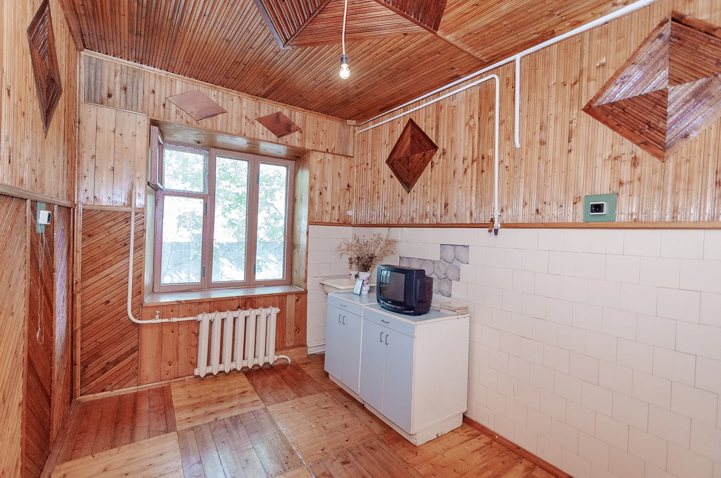 Anenii Noi Centru str. Vasili Jukovski 4
