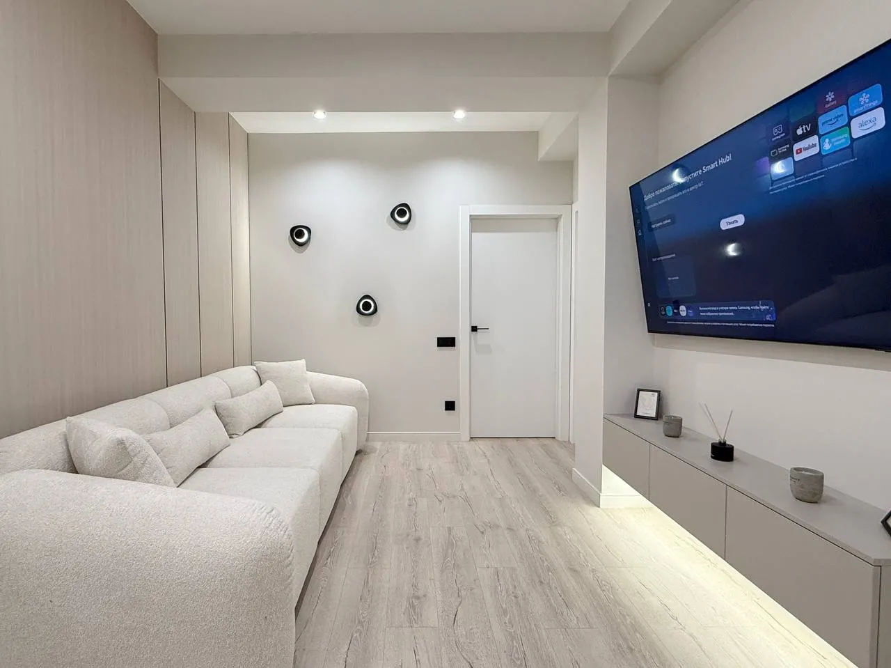 Ialoveni, Centru str. Alexandru cel Bun 2