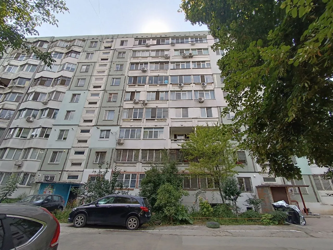 Кишинев, Ботаника бул. Куза Водэ 9