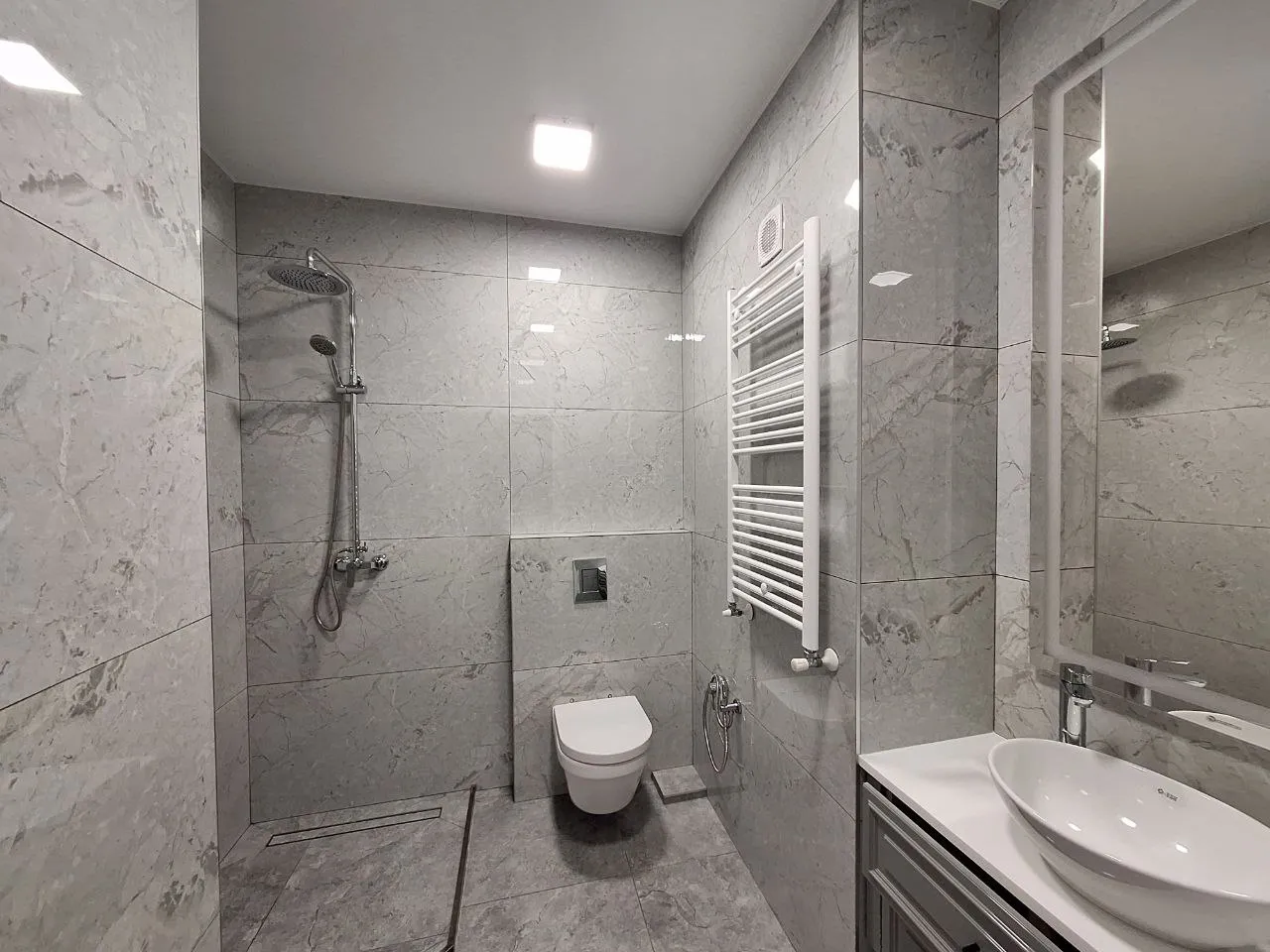 Chișinău Botanica str. Trandafirilor 7