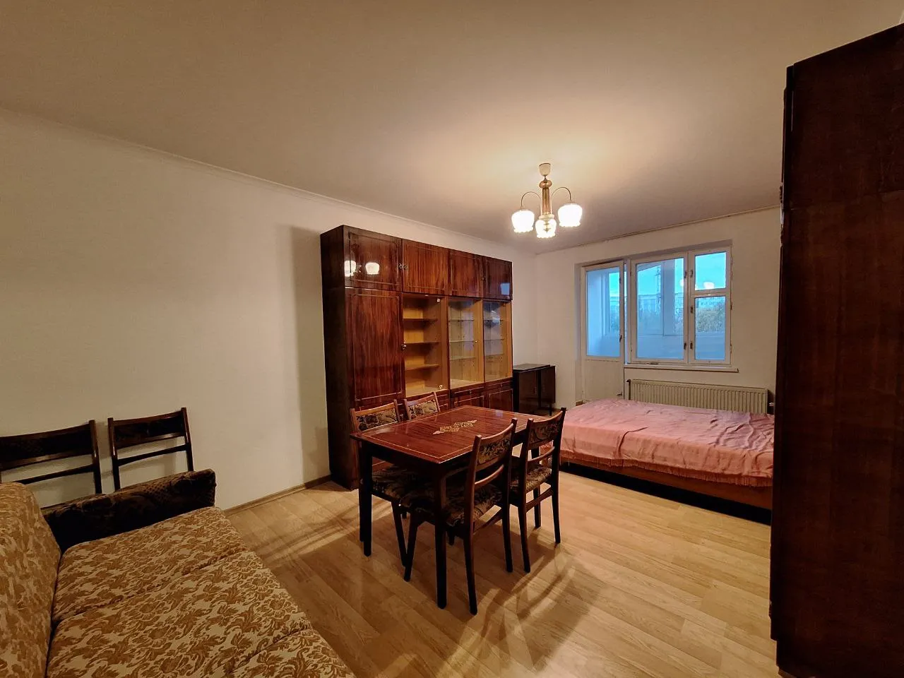 Chișinău Botanica str. Grenoble 3