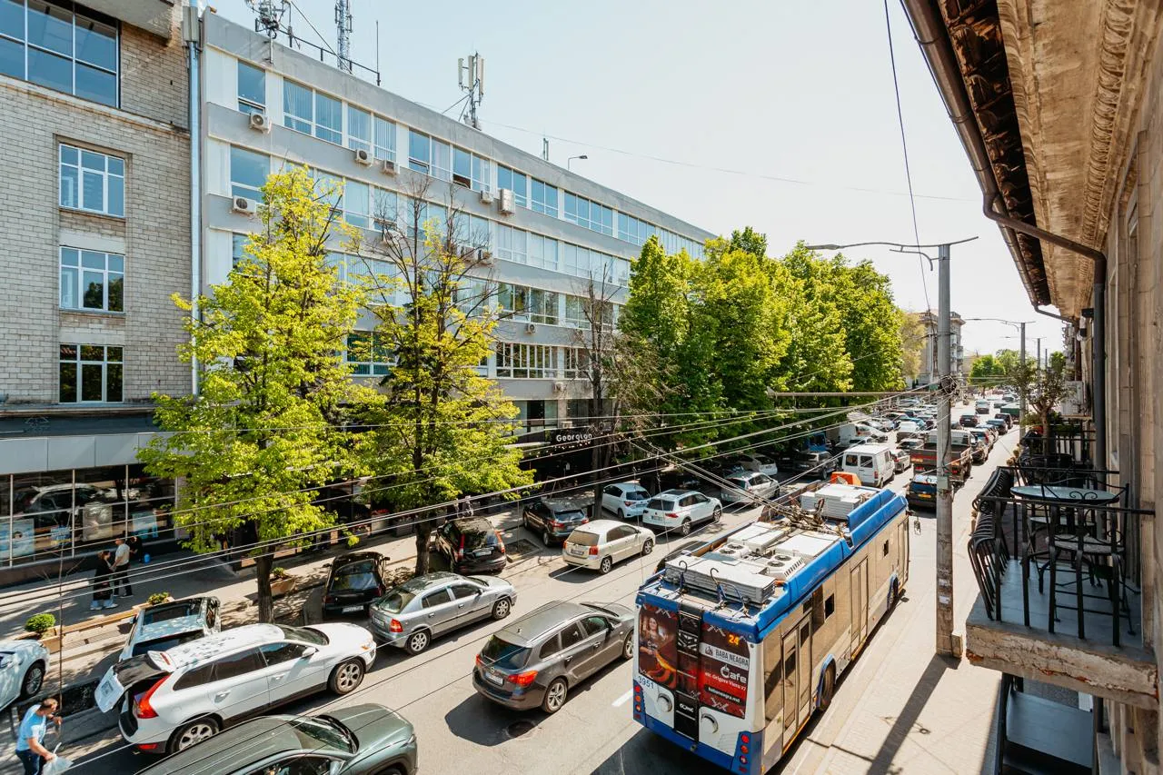 Chișinău Centru, str. Vasile Alecsandri 15