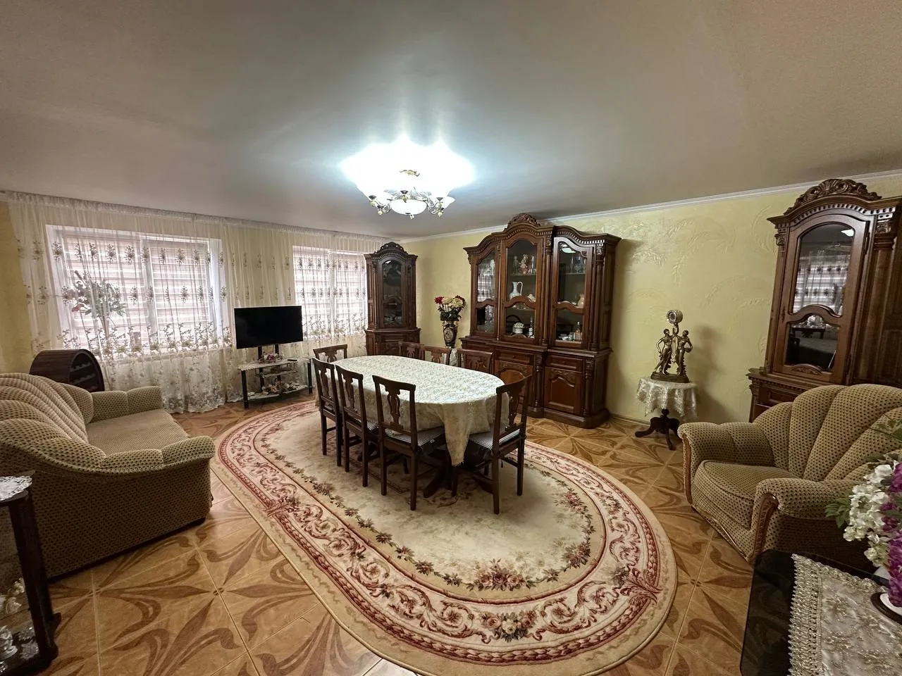 Strășeni Cojușna str-la. Florilor 1