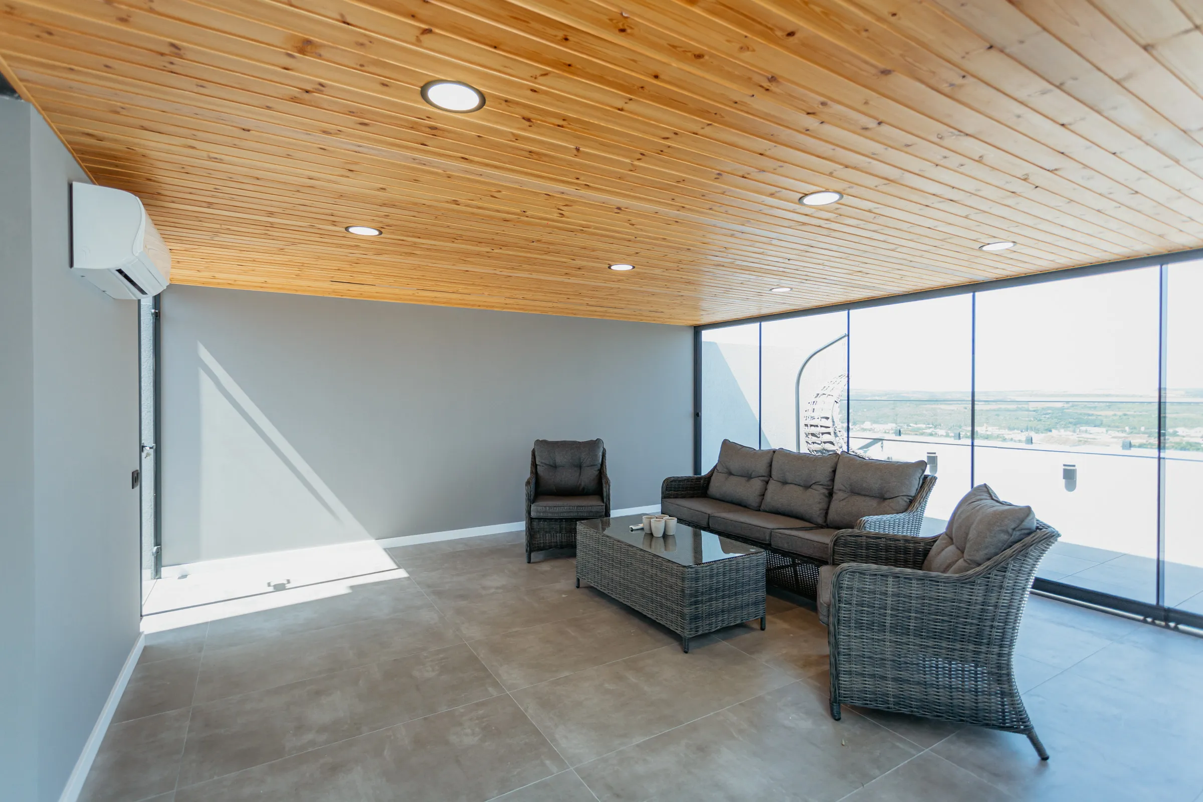 Chișinău Buiucani str. Liviu Deleanu 18