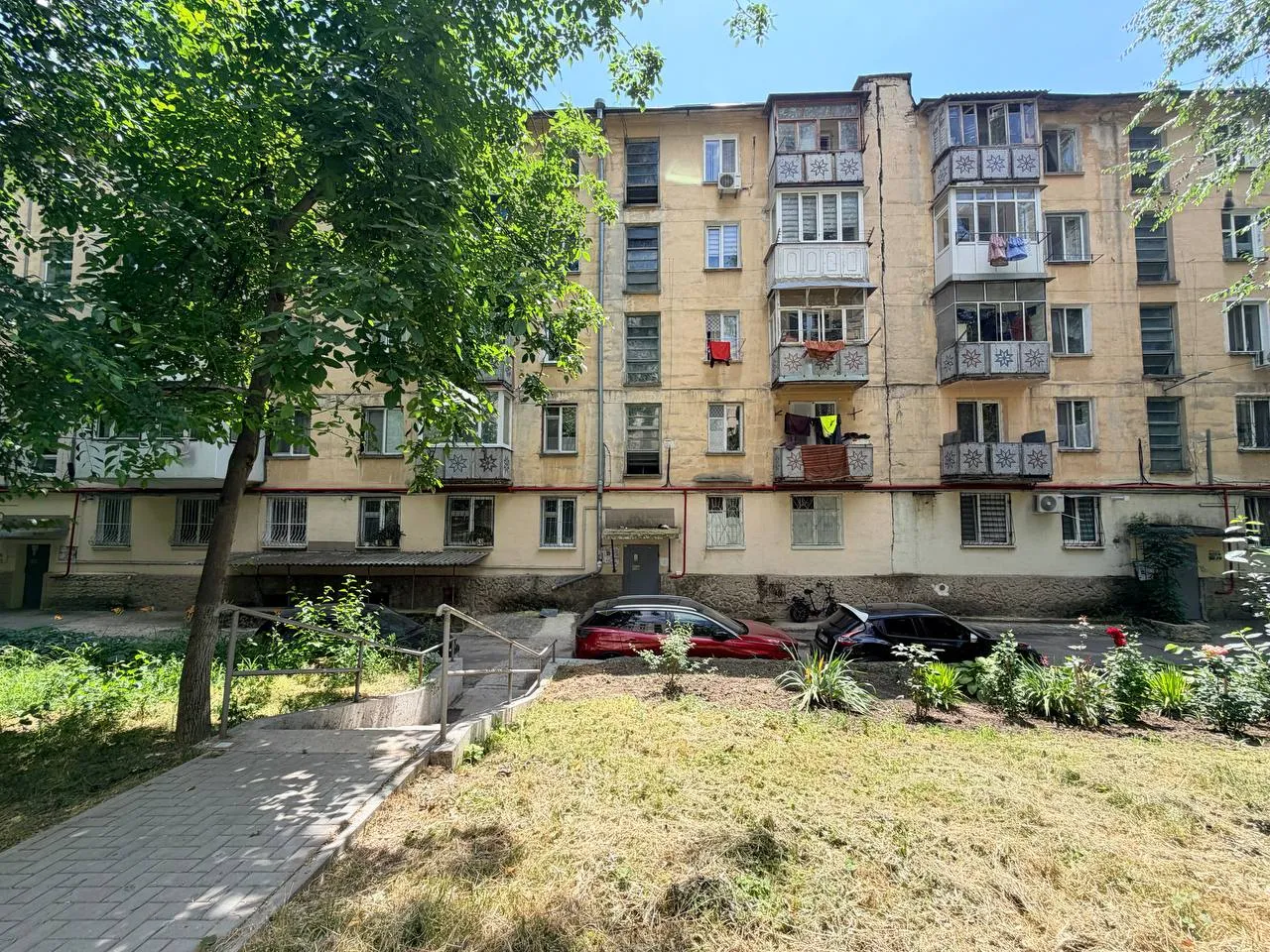 Chișinău Rîșcani str. Nicolae Dimo 8