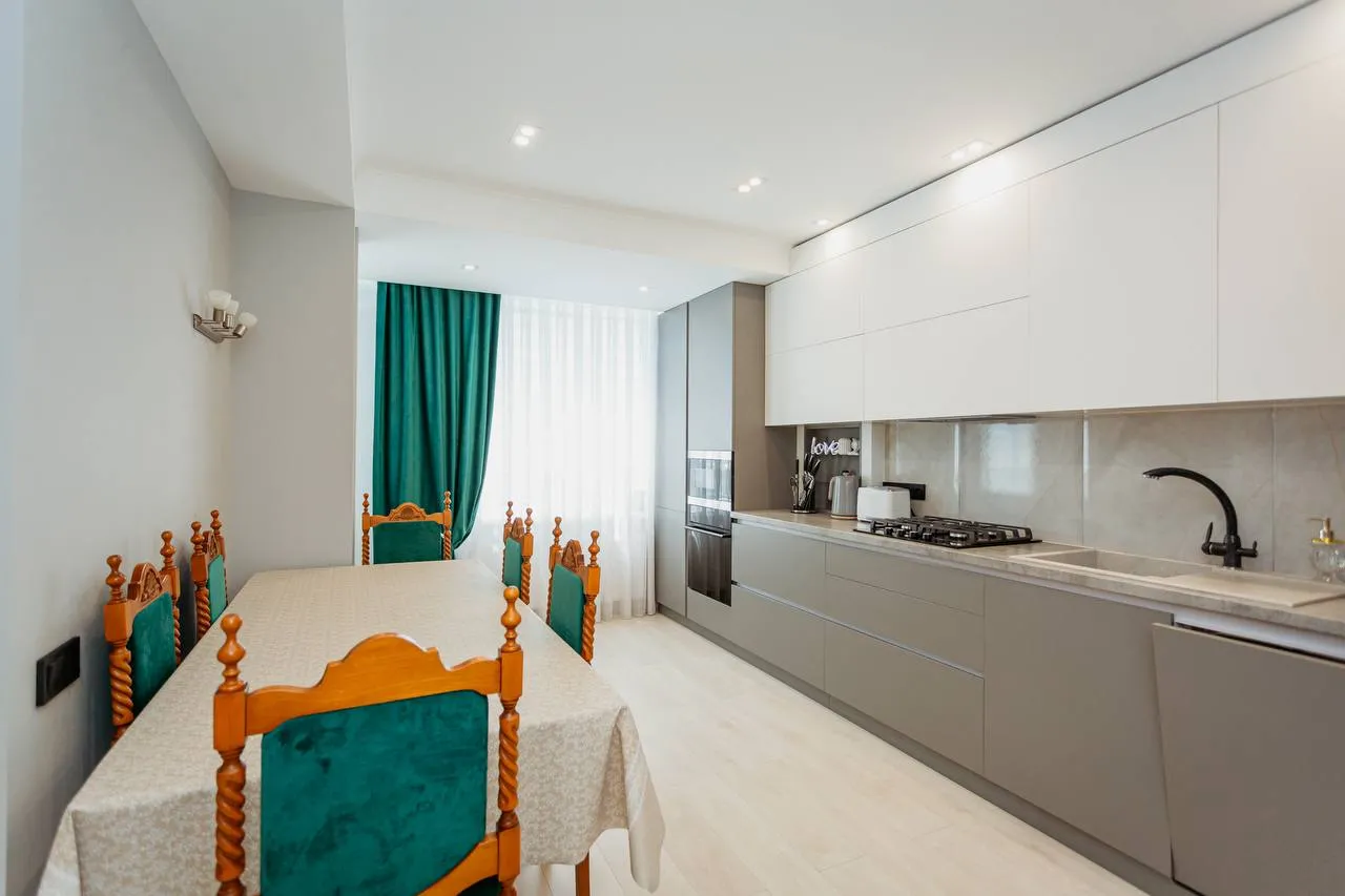 Chișinău Buiucani str. Liviu Deleanu 3