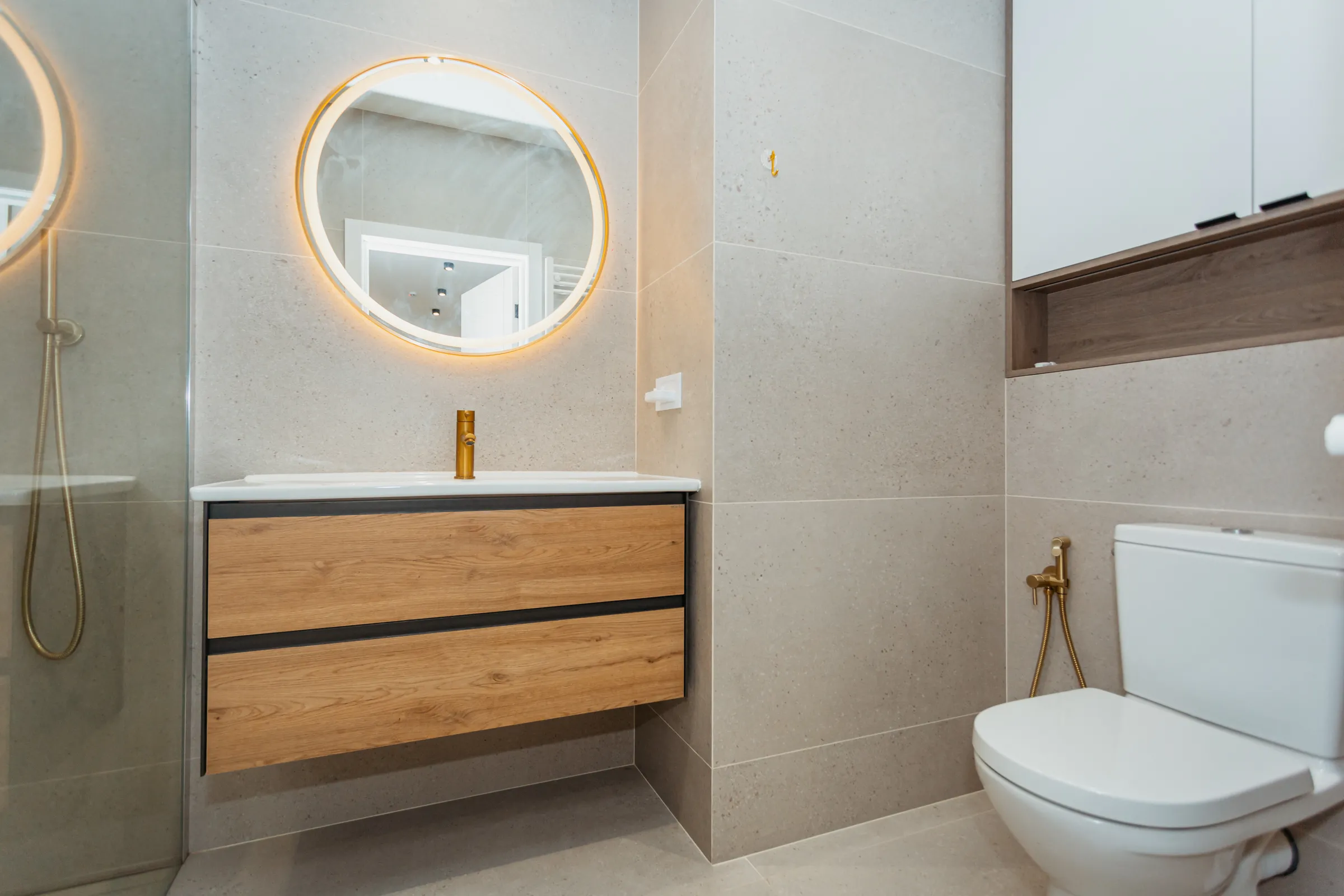 Chisinau Cionana str.Mircea cel Batran  11