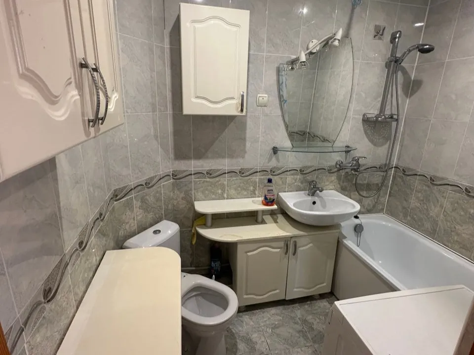 Chișinău Botanica str. Nicolae Zelinski 6