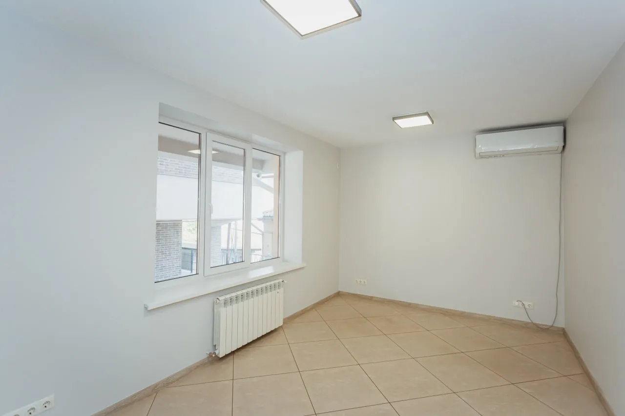 Chișinău Centru str. Vlaicu Pârcălab 7