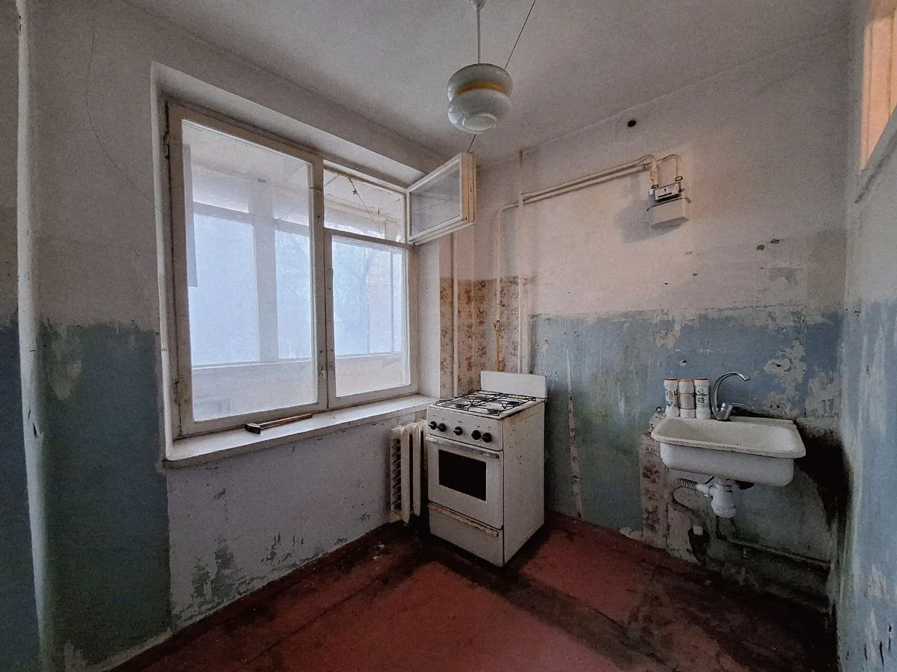 Chișinău  Botanica str. Cetatea Albă 4