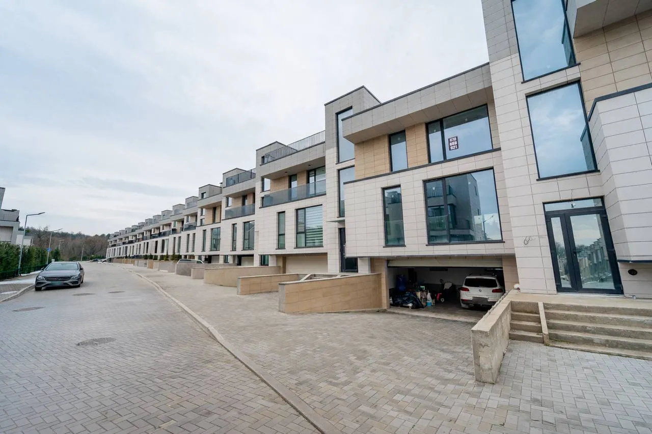 Chișinău Botanica str. Pășunilor 1