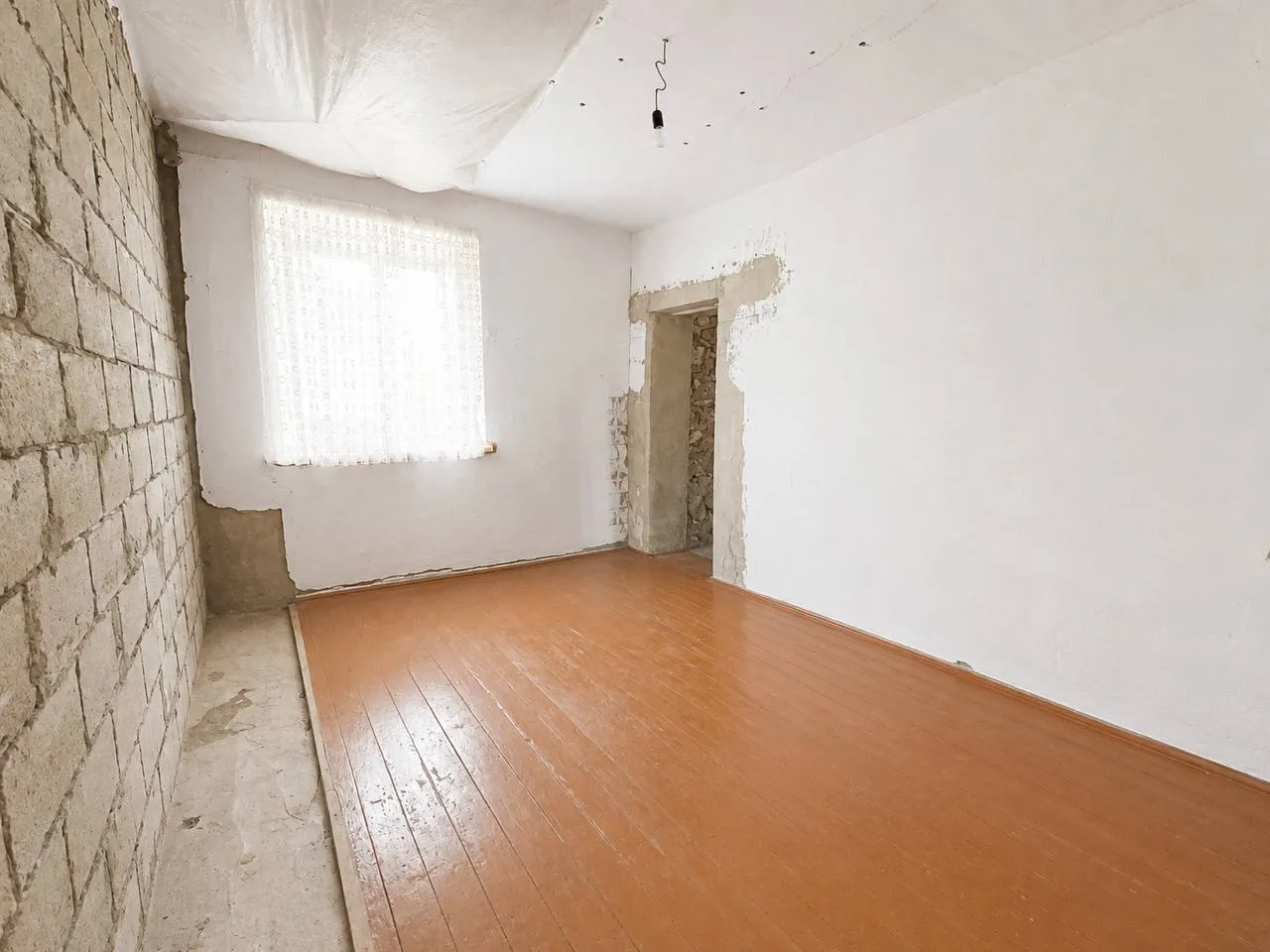 Orhei Pohorniceni str. Mihai Eminescu 10