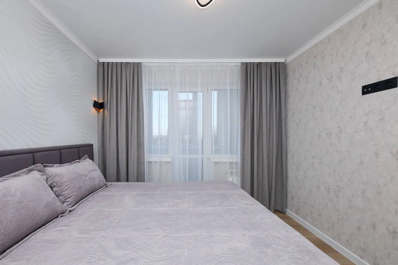 Chișinău Botanica str. Grenoble 4