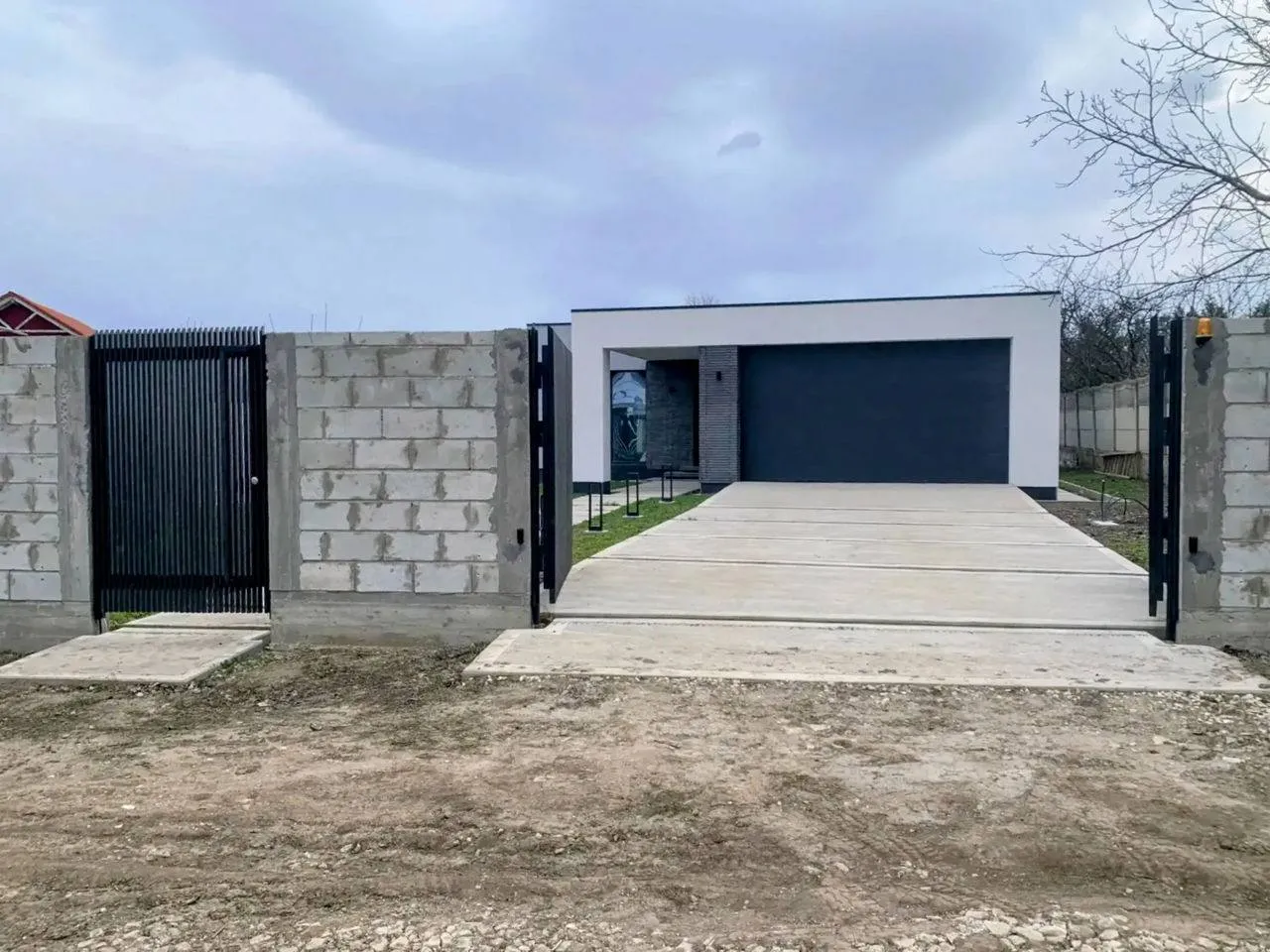 Strășeni Cojușna str. Mușatinilor 16