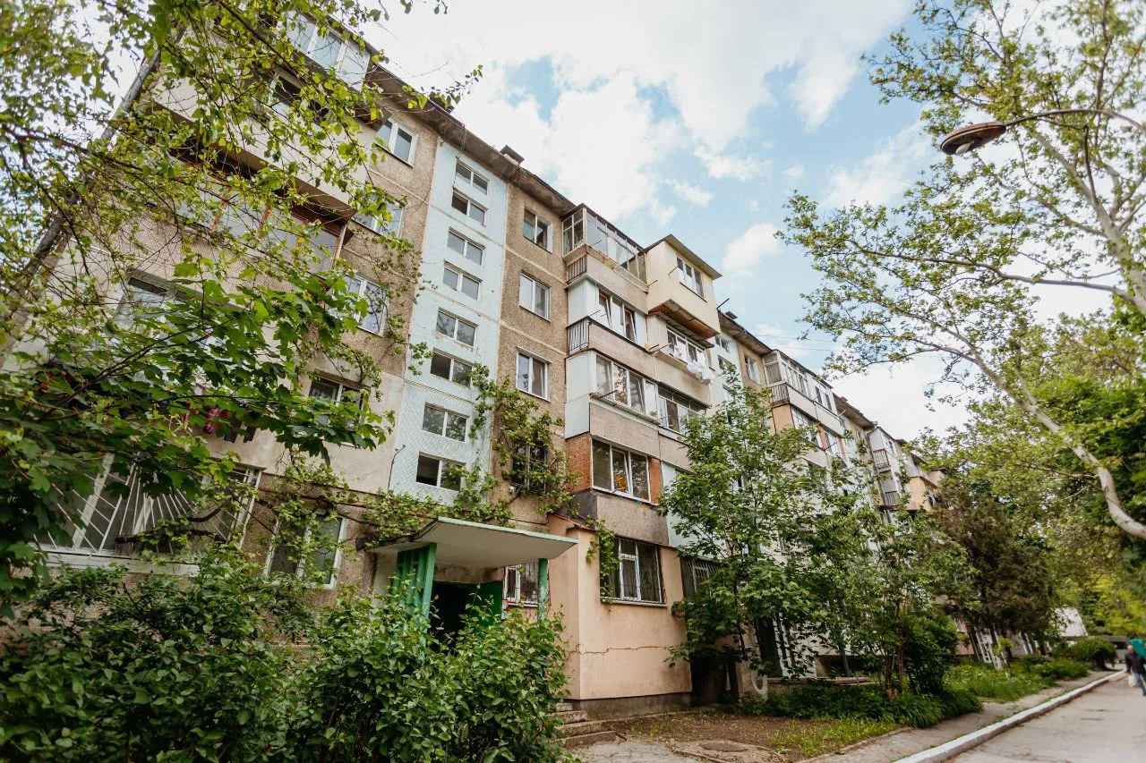 Chișinău Botanica str. Independenței 12