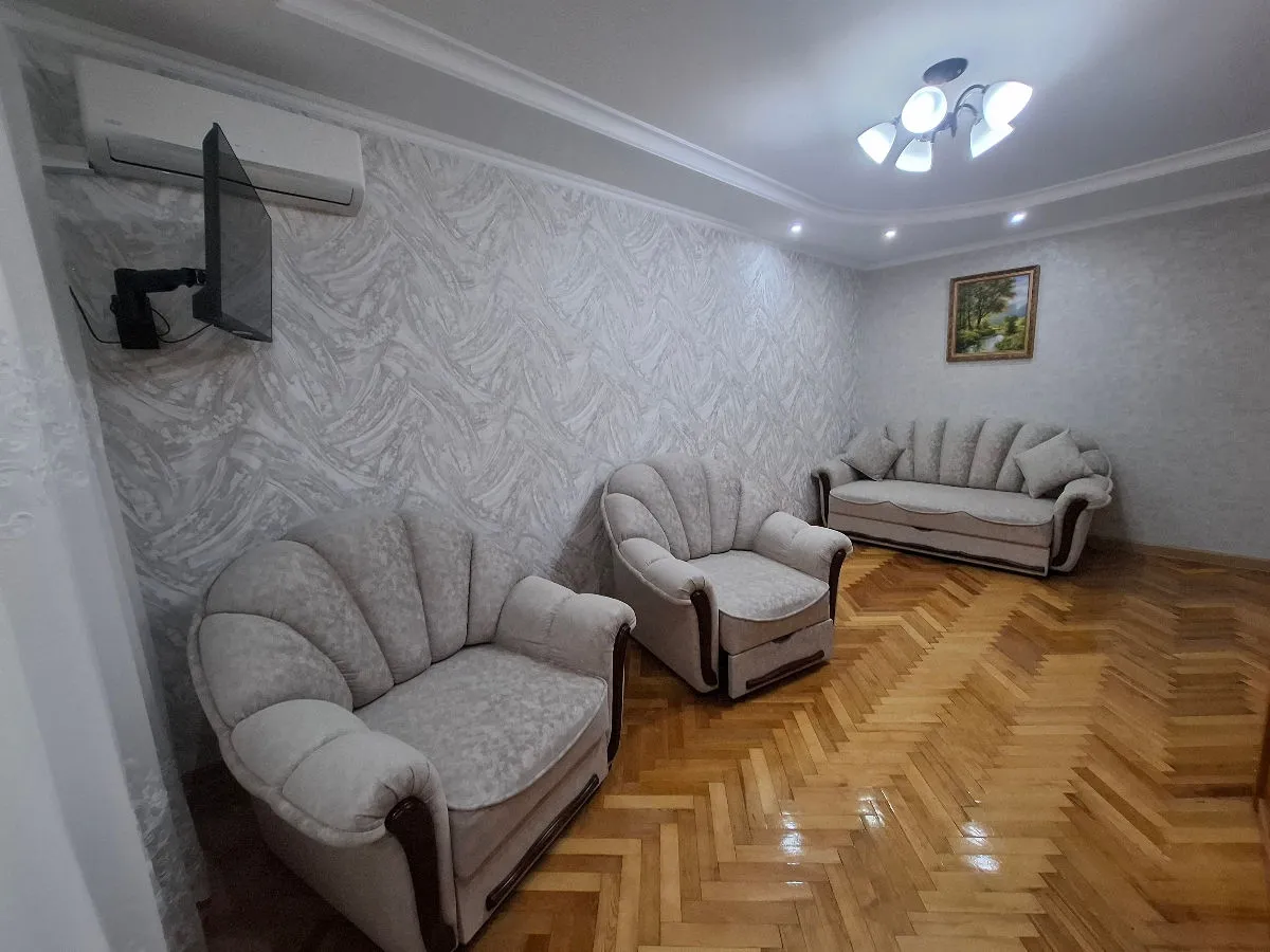 Chișinău Botanica bd. Cuza Vodă 4