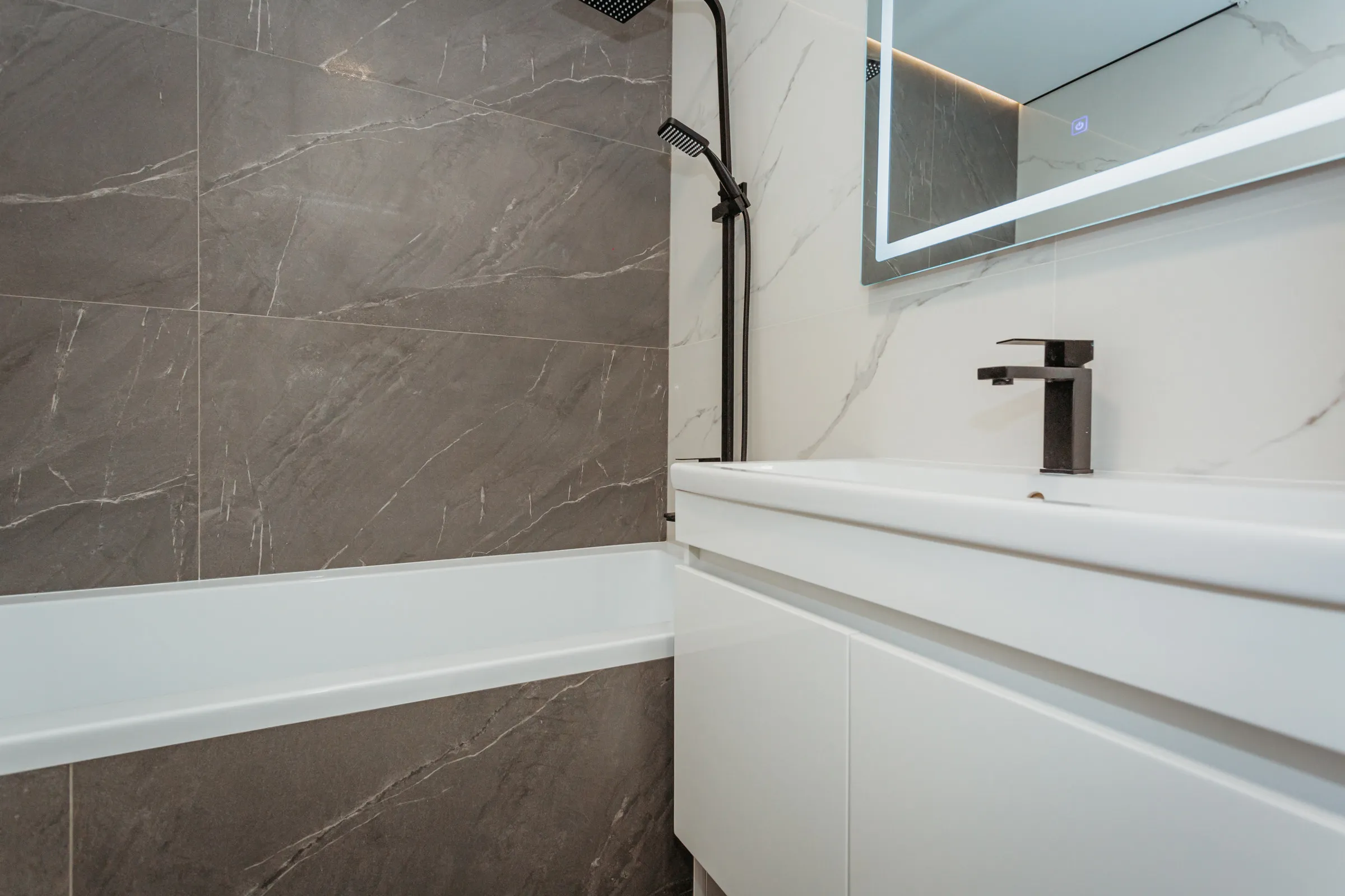 Chișinău Botanica str. Independenței 10