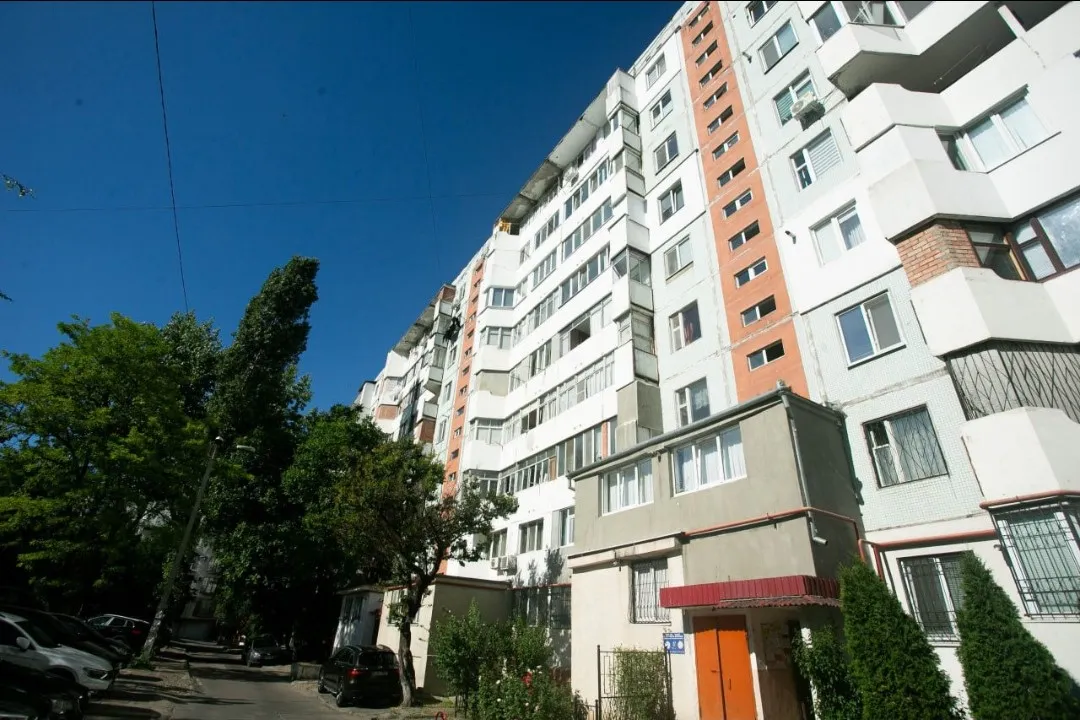 Chișinău Ciocana bd. Mircea cel Bătrân 11