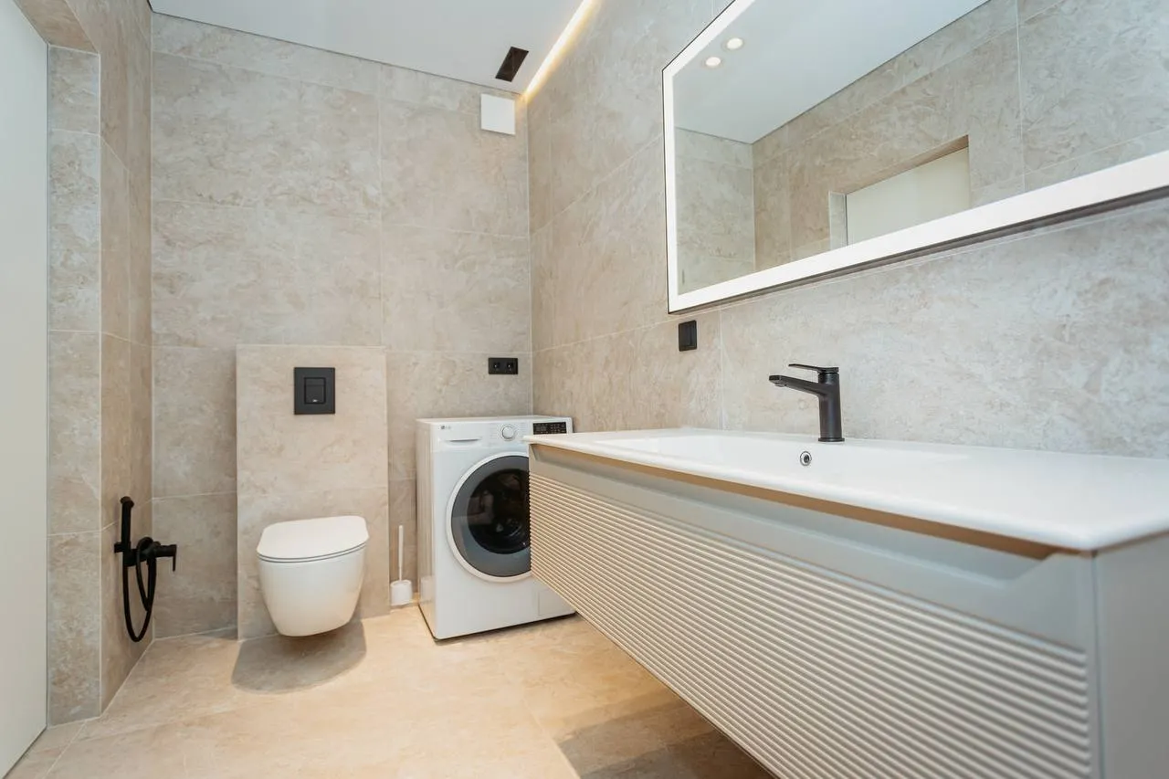 Chișinău Buiucani str. Ion Buzdugan 11