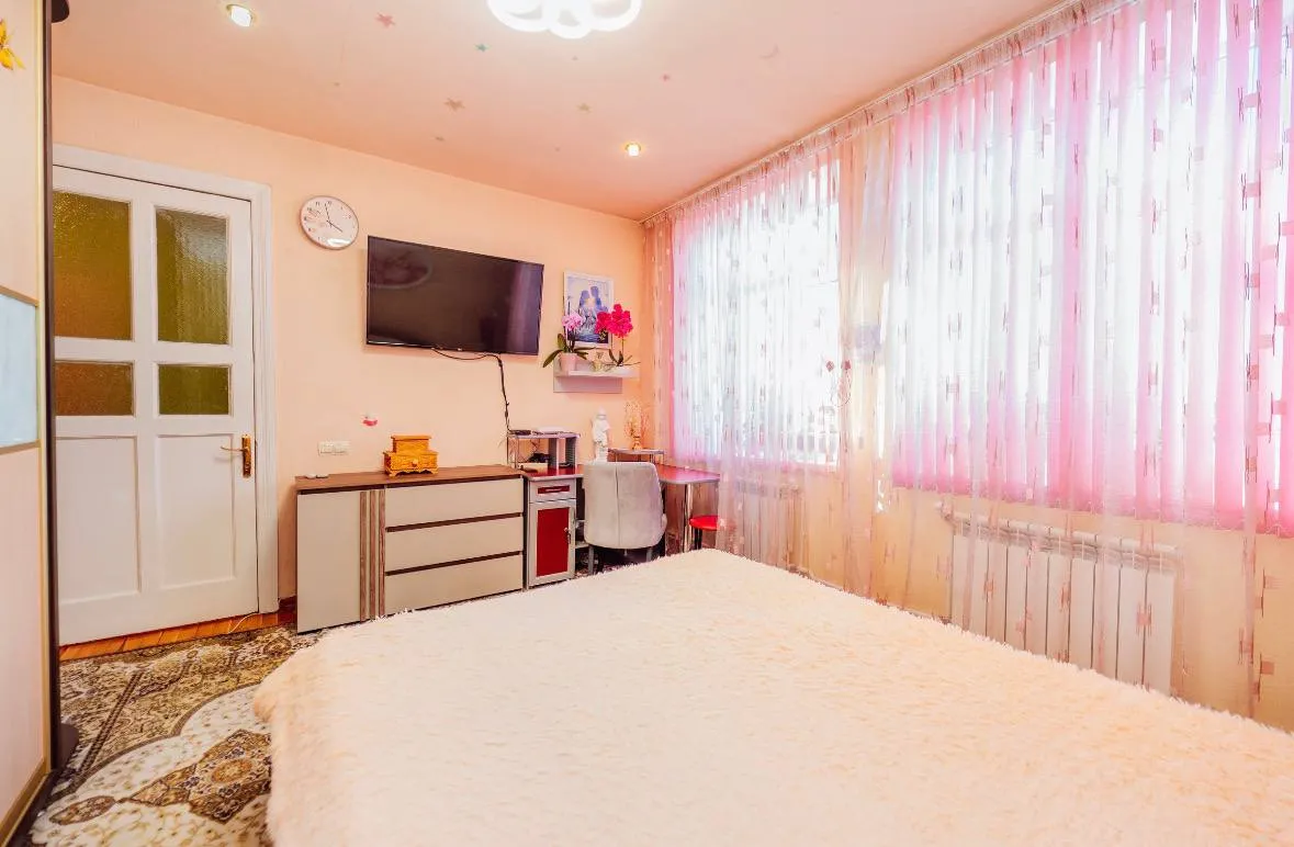 Chișinău Centru str. Mitropolit Petru Movilă  3