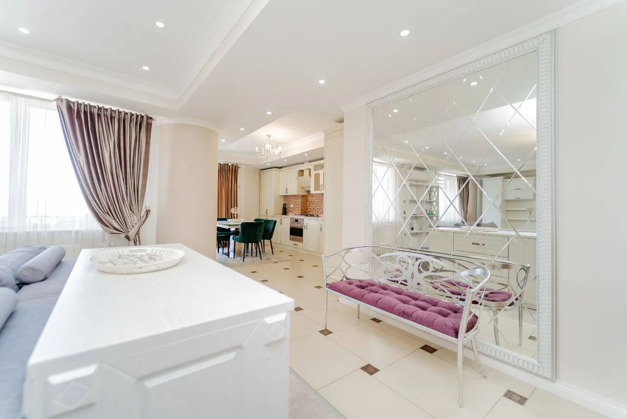 Chișinău Centru str. Lev Tolstoi 2