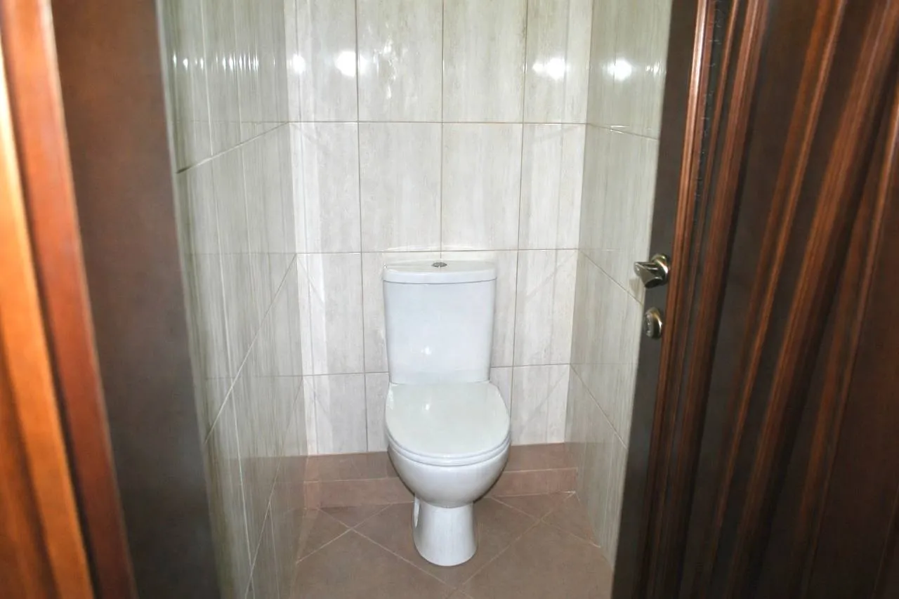 Chișinău Buiucani str. Alba Iulia 13