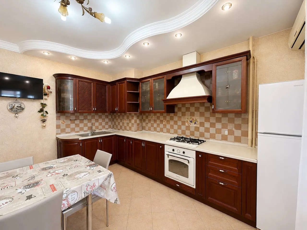 Кишинев Старая Почта ул. Чеукарь 5