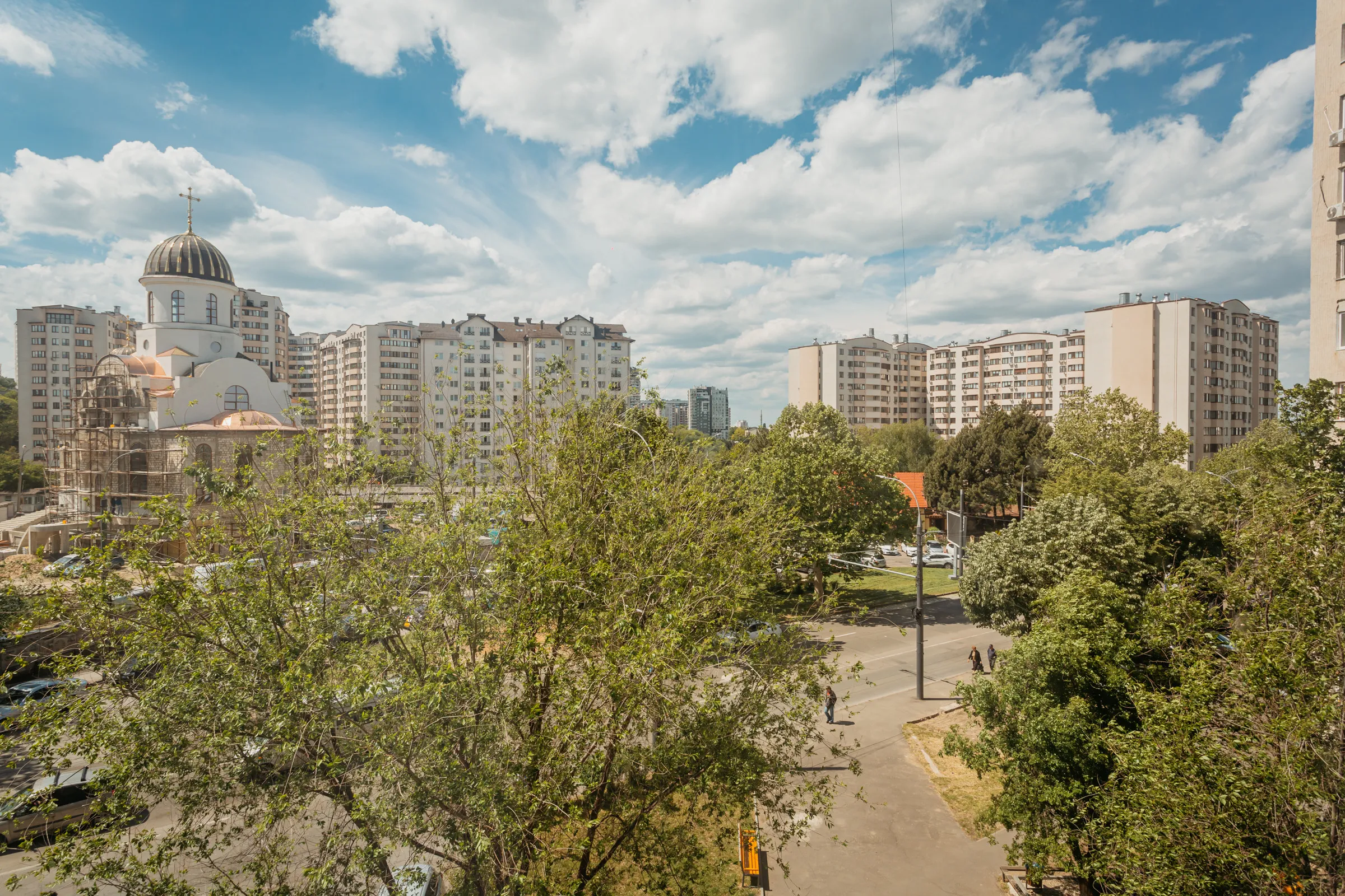 Chișinău Botanica str. Hristo Botev 5