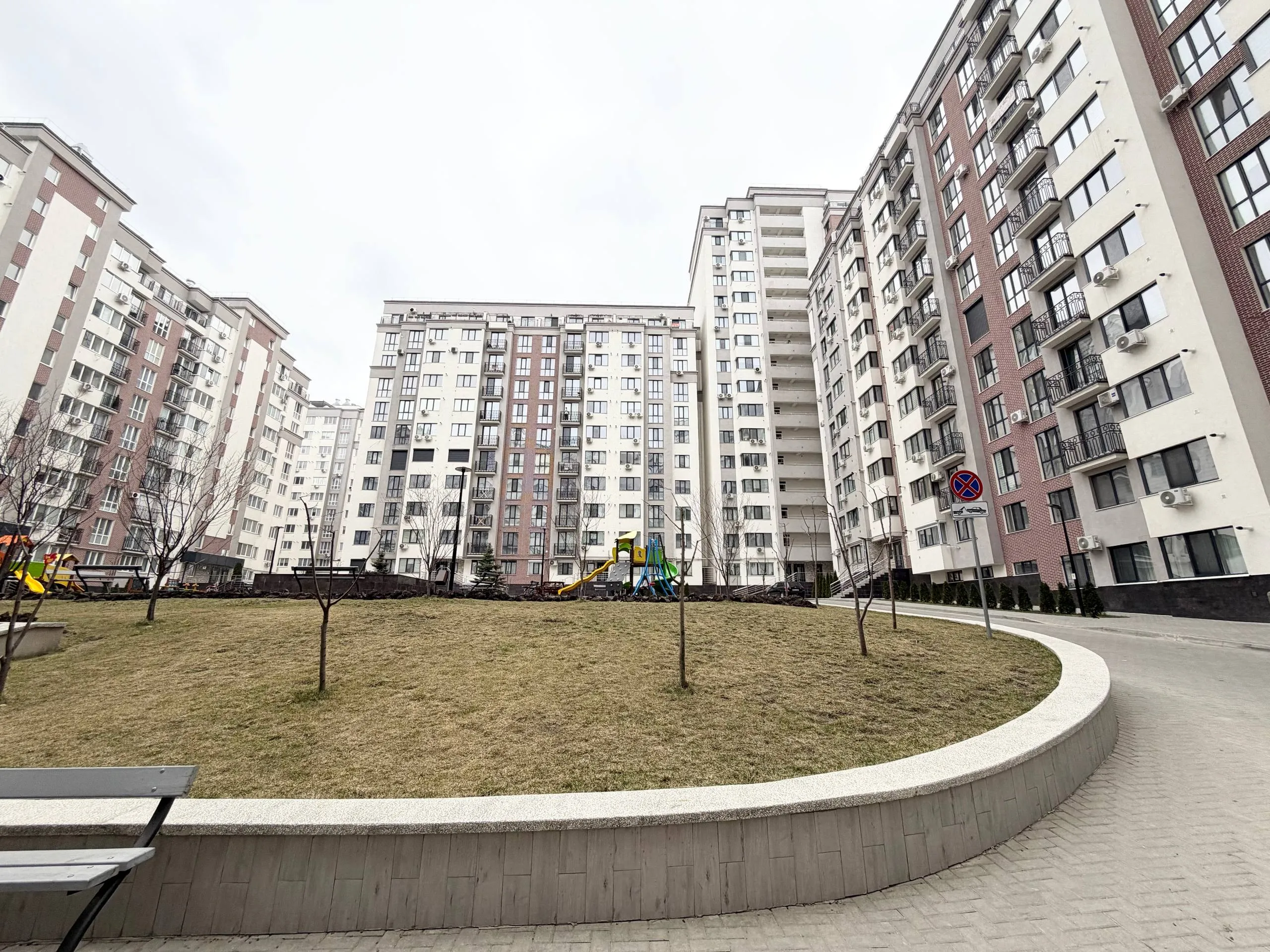 Chișinău Ciocana bd. Mircea cel Bătrân 10