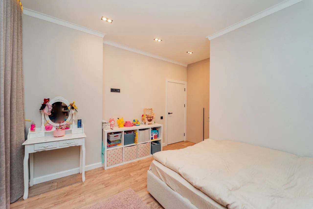 Chișinău Buiucani str. Liviu Deleanu 11