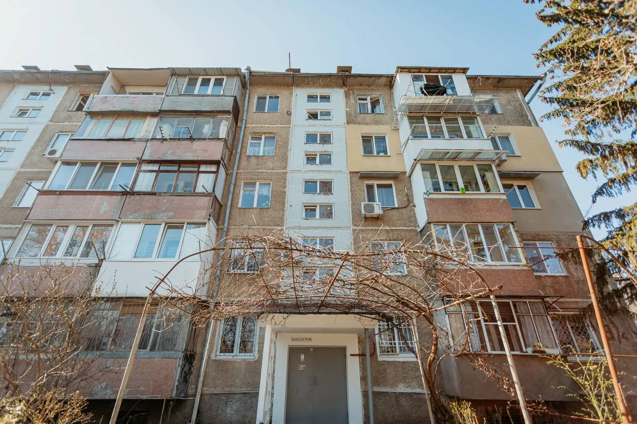 Chișinău Botanica str. Hristo Botev 11