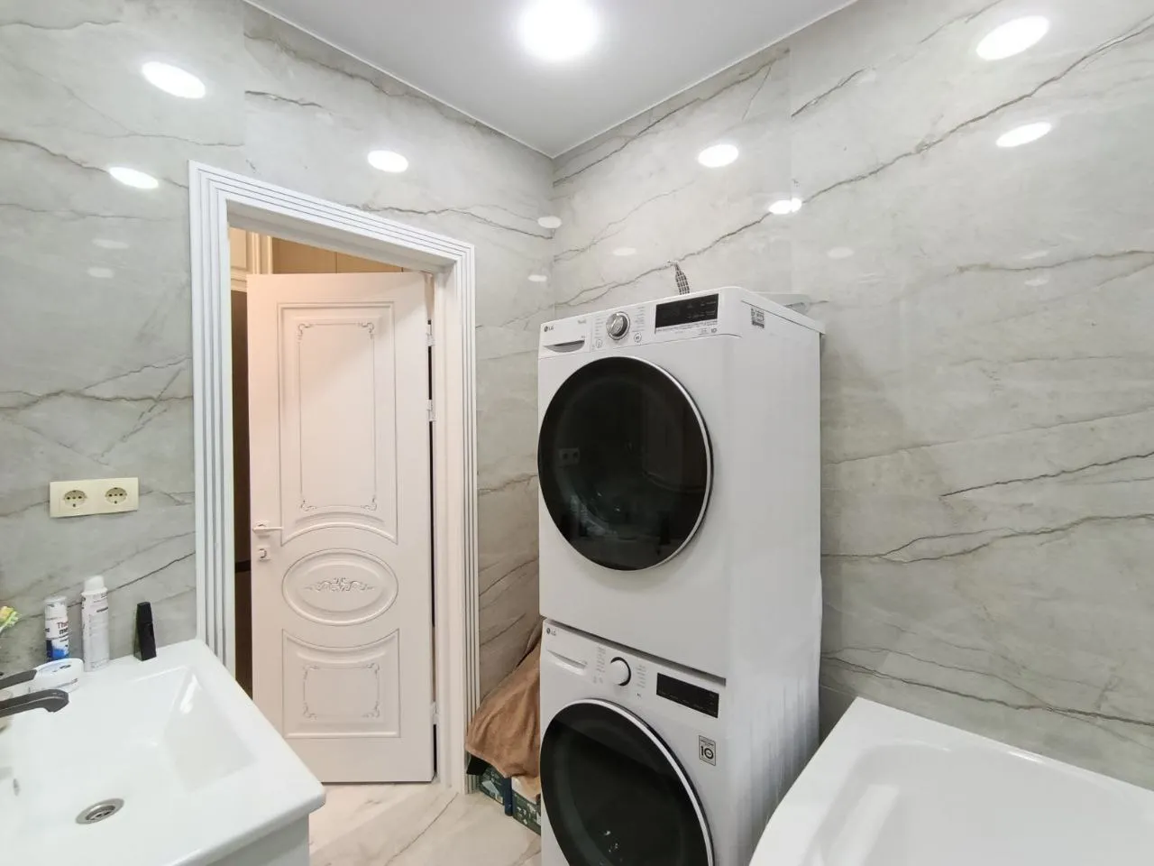 Chișinău Botanica str. Tudor Strișcă 11