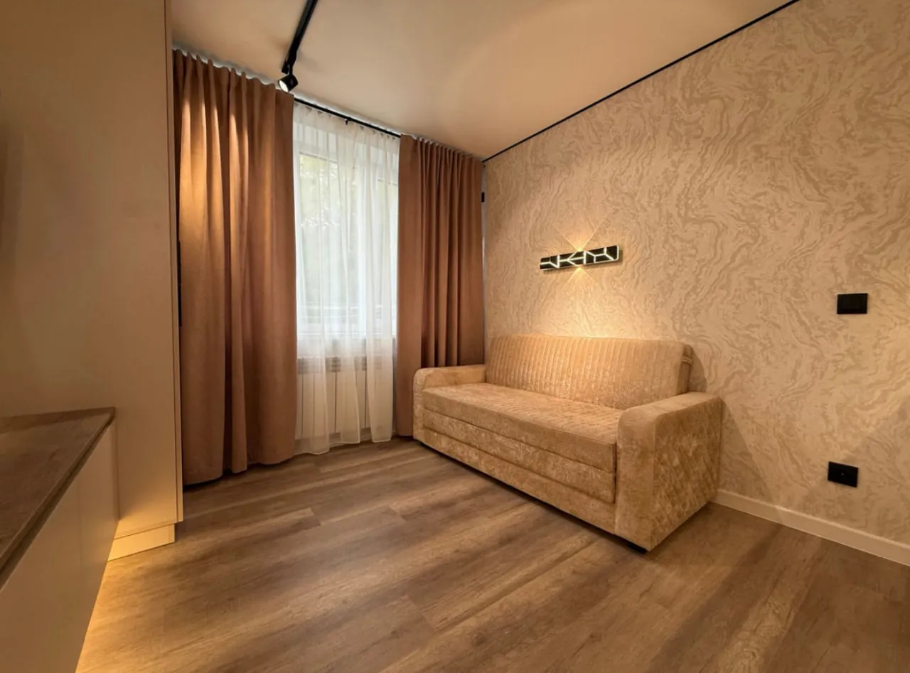 Chișinău Botanica str. Independenței 1