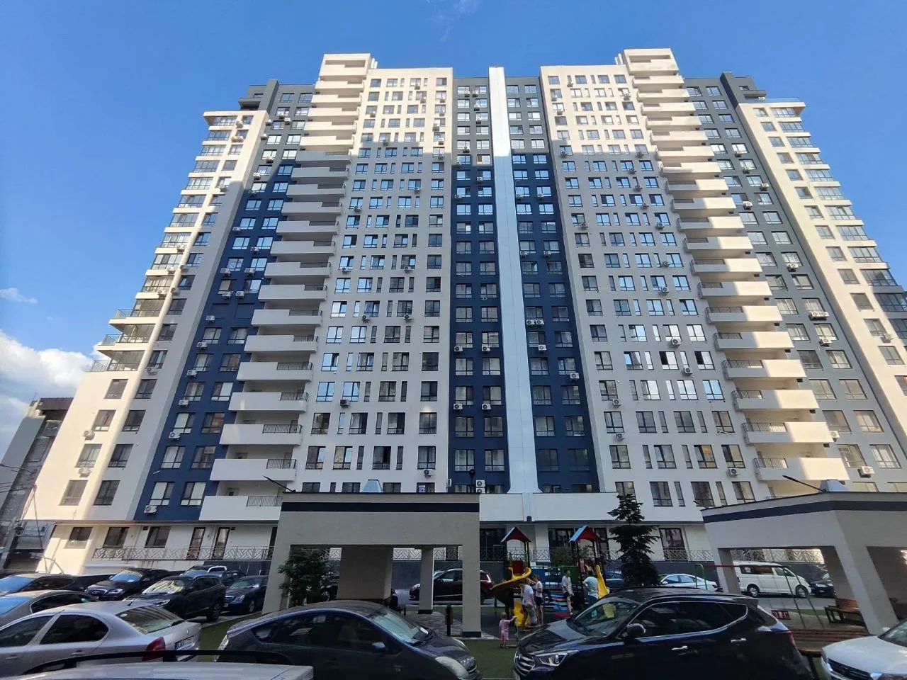 Chișinău Ciocana bd. Mircea cel Bătrân 12