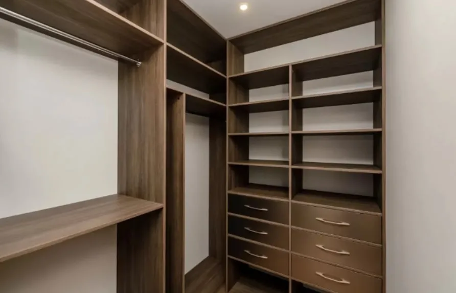 Chișinău Centru str. Lev Tolstoi 10