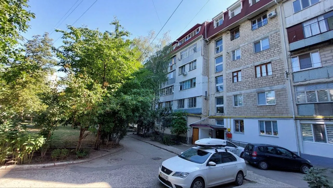 Chișinău Ciocana str. Ginta Latină 10