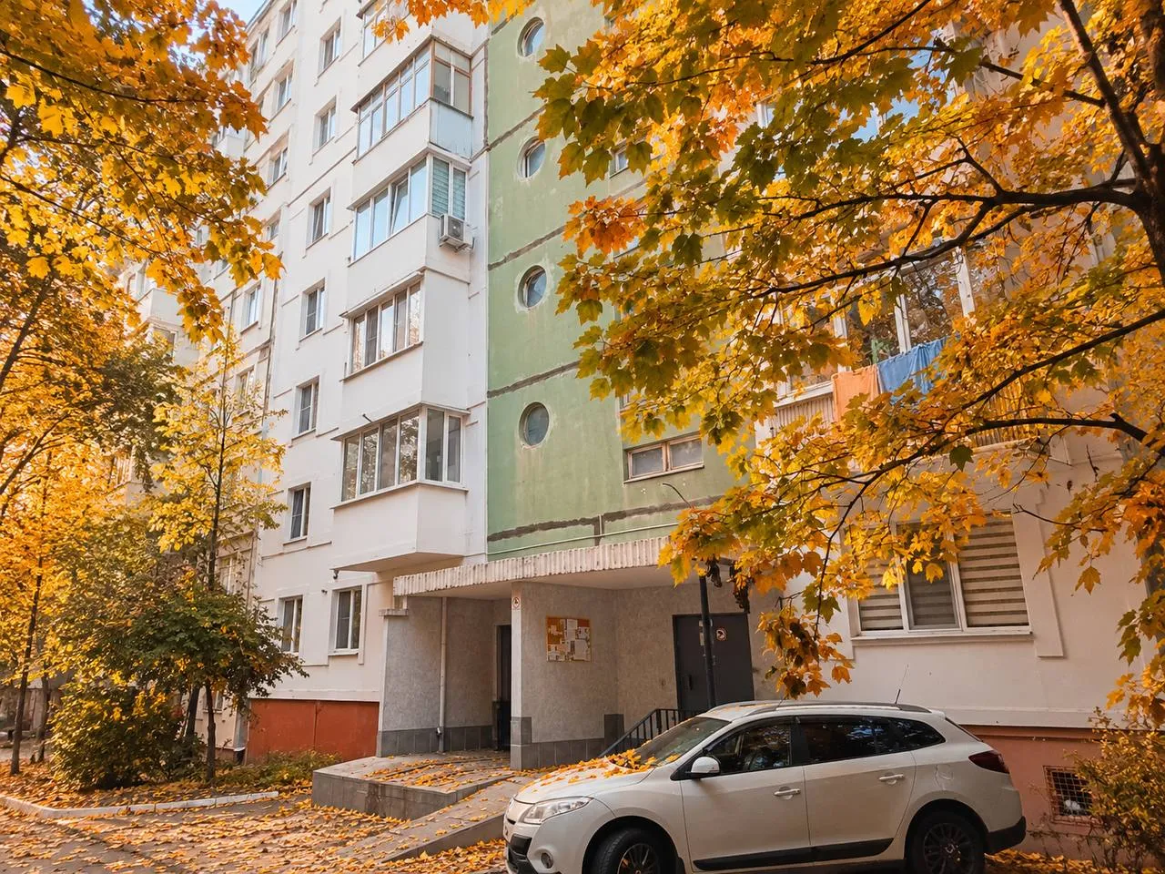 Chișinău Buiucani str. Liviu Deleanu 12