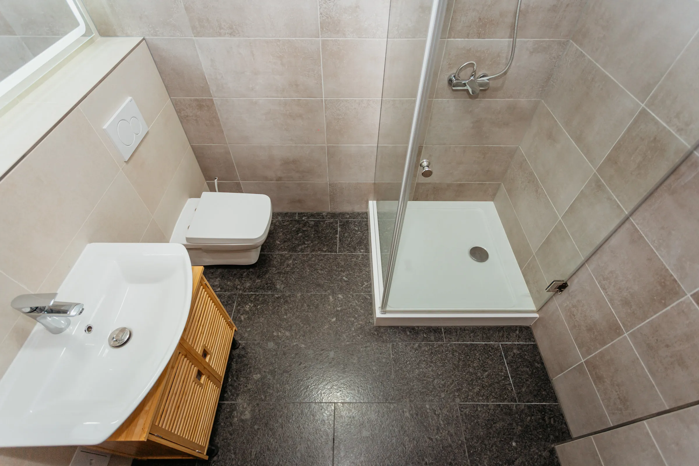 Chișinău Buiucani str. Alba Iulia 10