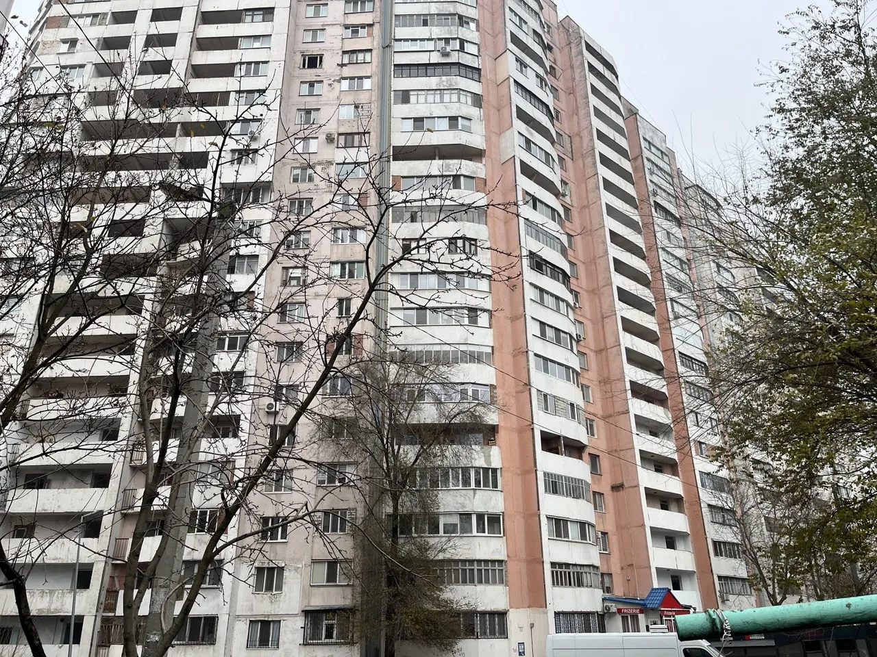 Chișinău Botanica bd. Dacia 20