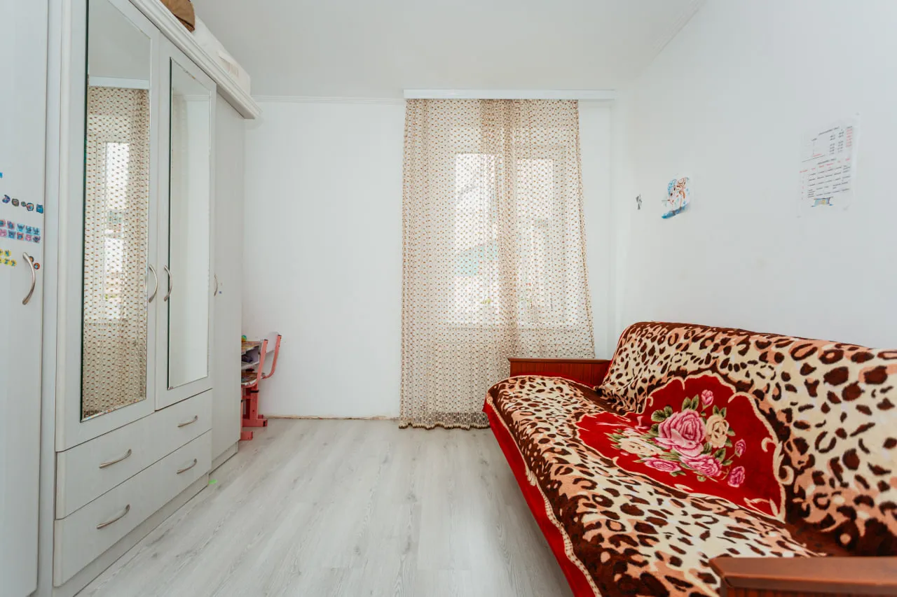 Ialoveni Periferie Î.P. „Livada de Vis” 5