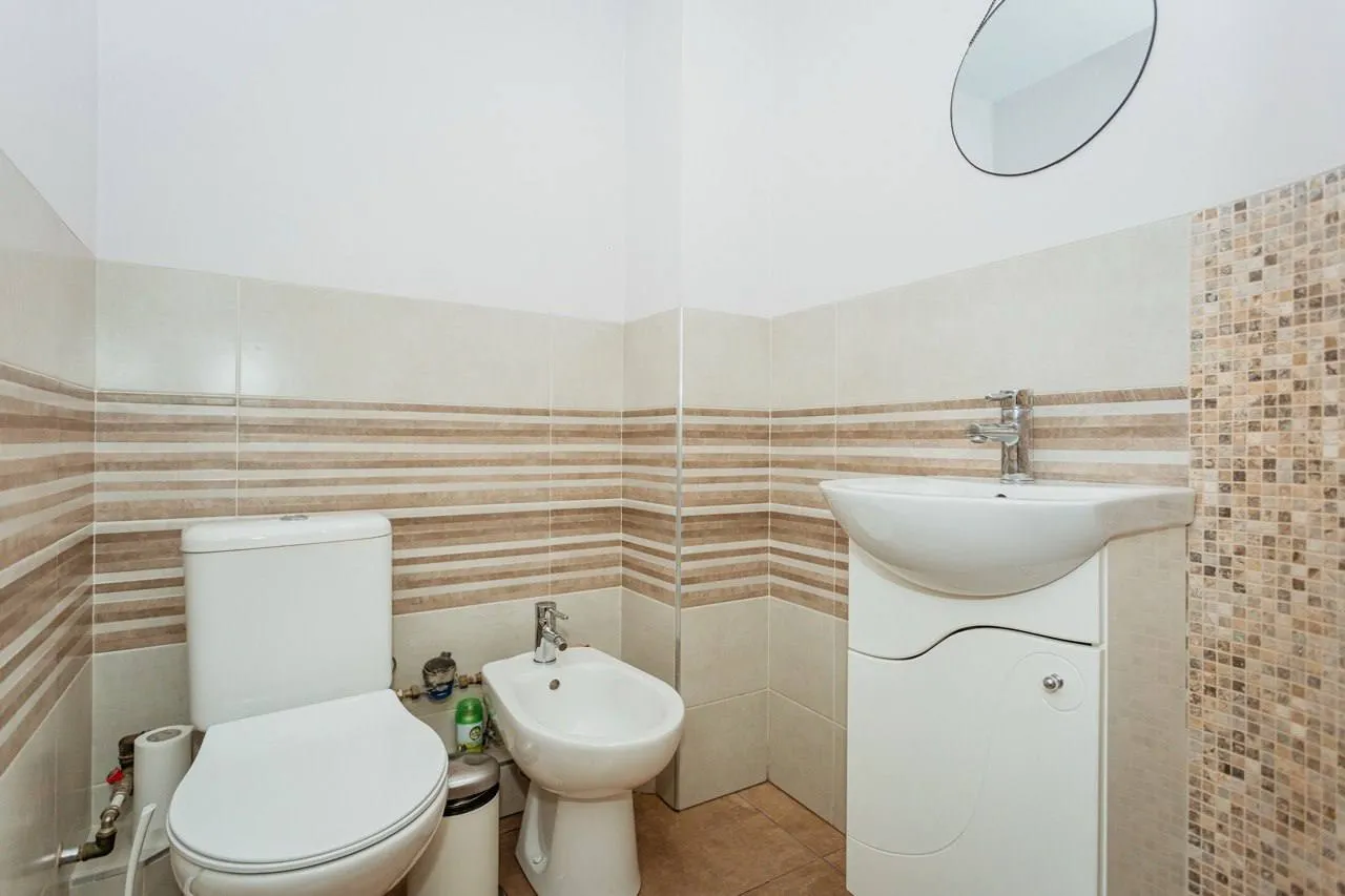 Chișinău Centru str. Melestiu  12