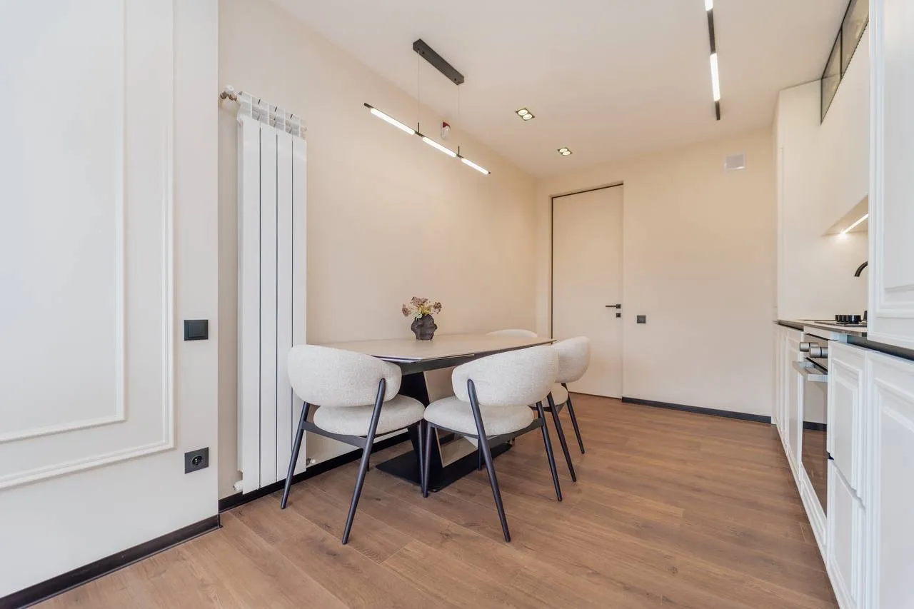 Str. Vasile Lupu 28 E  12