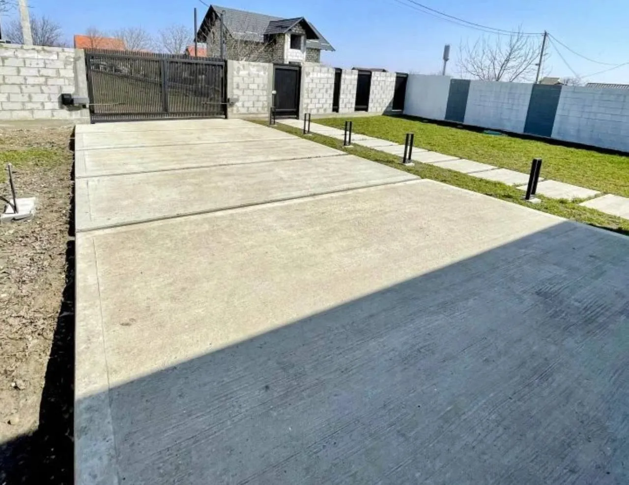 Strășeni Cojușna str. Mușatinilor 6