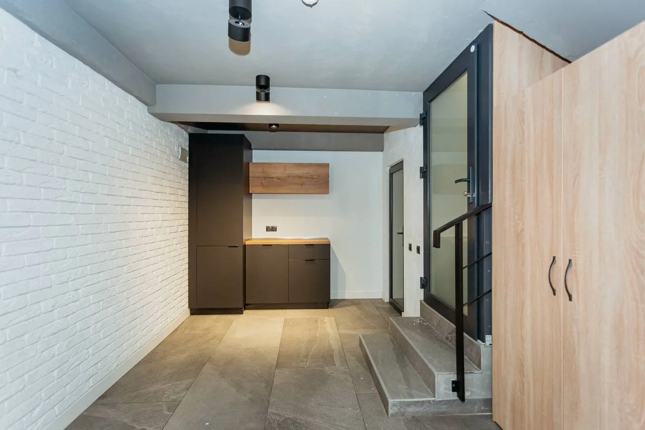 Chișinău Centru str. Vlaicu Pârcălab 8