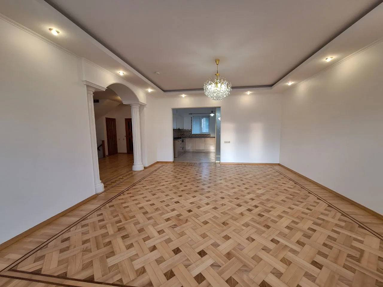 Chișinău Codru str. Anton Ablov 9